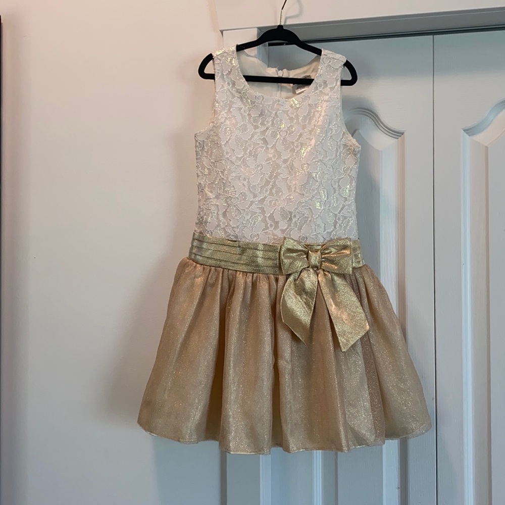 Size 7 Emily West dress
